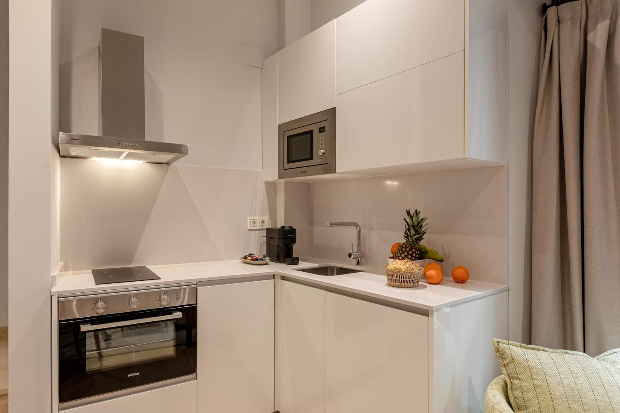 Angeles 6- Giralda Luxury By Valcambre Apartman Sevilla Szoba fotó