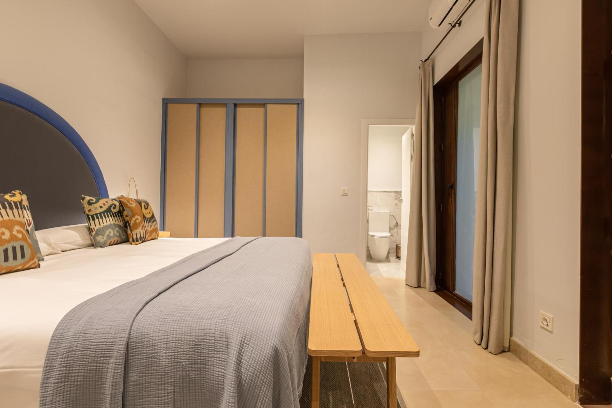 Angeles 6- Giralda Luxury By Valcambre Apartman Sevilla Szoba fotó