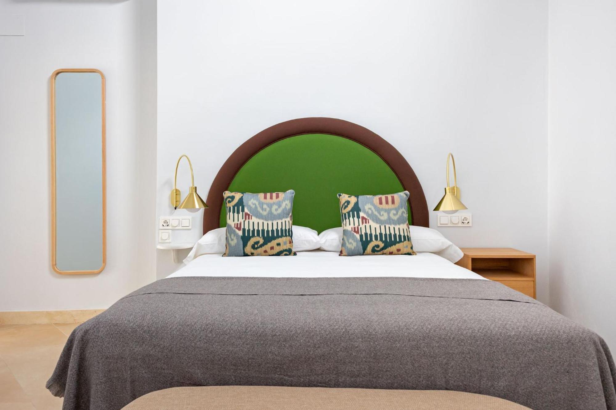 Angeles 6- Giralda Luxury By Valcambre Apartman Sevilla Szoba fotó